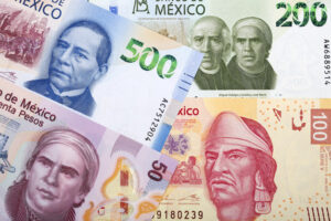 Se recupera peso mexicano a 21 por dólar