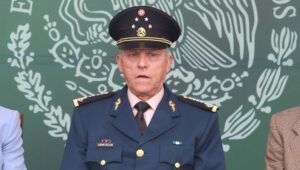 Cienfuegos negocia con EU declararse culpable