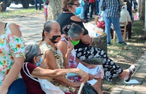 Dos tercios de los damnificados de Tabasco no reciben ayuda