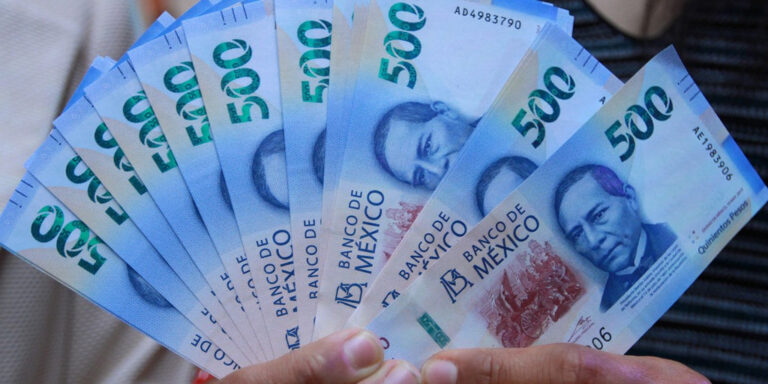 Economía mexicana se contrajo 8.8% durante 2020: Reuters