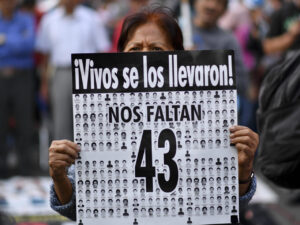 López Obrador confirma testigo que implica a soldados en el secuestro de 43 estudiantes de Ayotzinapa