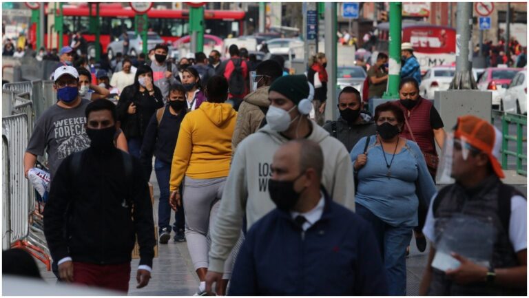 Récord de contagios de Covid: 13,734 en 24 horas en México