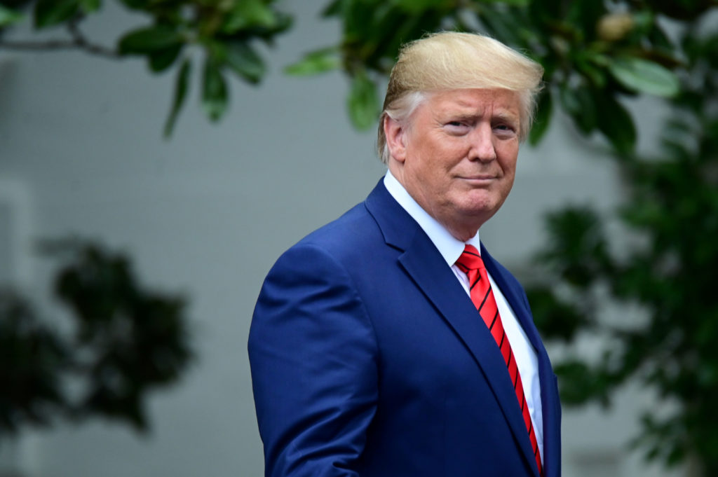 Trump advierte que el juicio político por disturbios en el Capitolio es un 