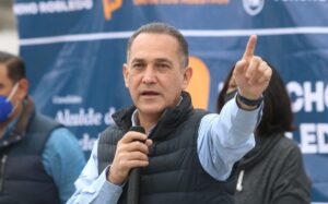 El PAN en Nuevo León quedó fracturado debido a Fernando Larrazábal y su candidatura a gobernador del estado.