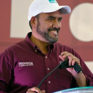 Juan Carlos Loera en campaña