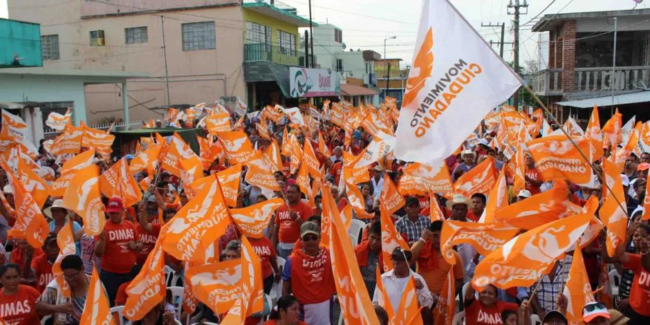 Simpatizantes de Movimiento Ciudadano en mitin