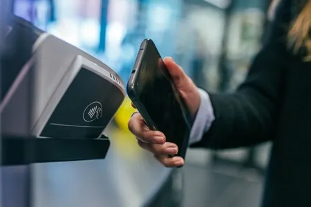 Tecnología contactless, en donde a través de los dispositivos es posible efectuar transacciones.