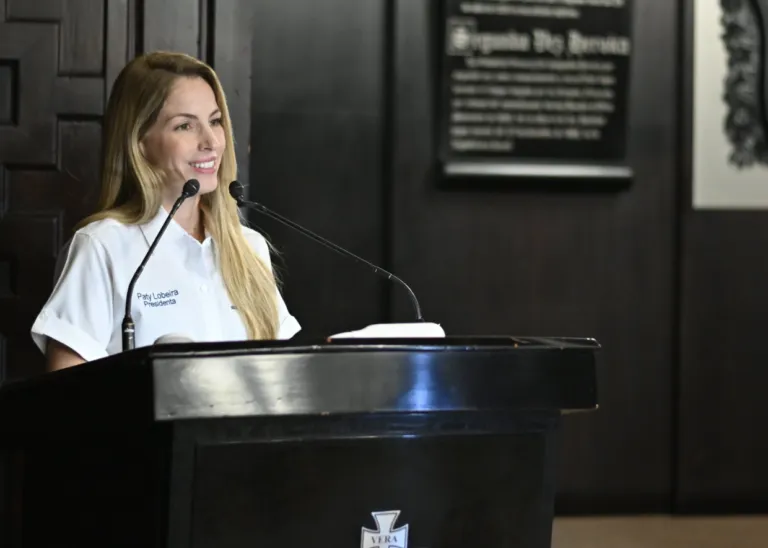 Con varios sectores se ha reunido Patricia Lobeira Rodríguez para hablar sobre la reconfiguración del Puerto.