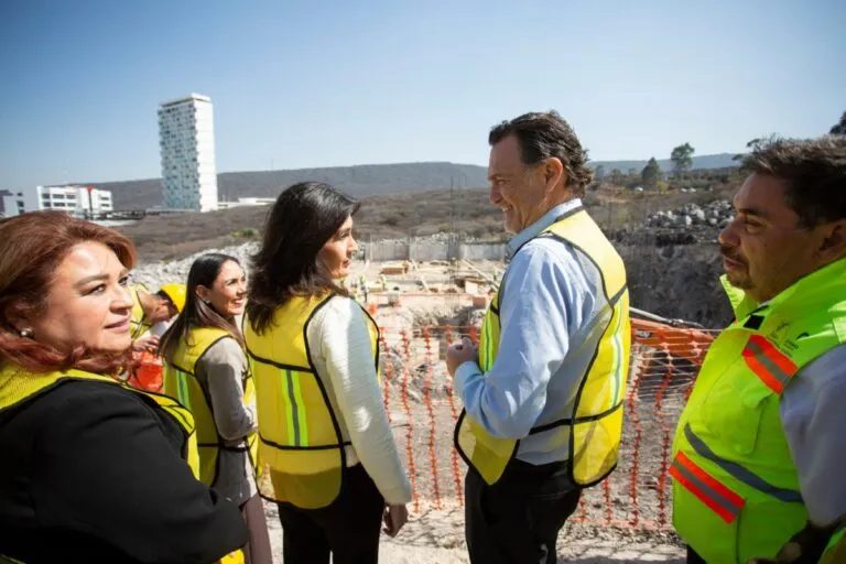 Gobernador Mauricio Kuri supervisa obra