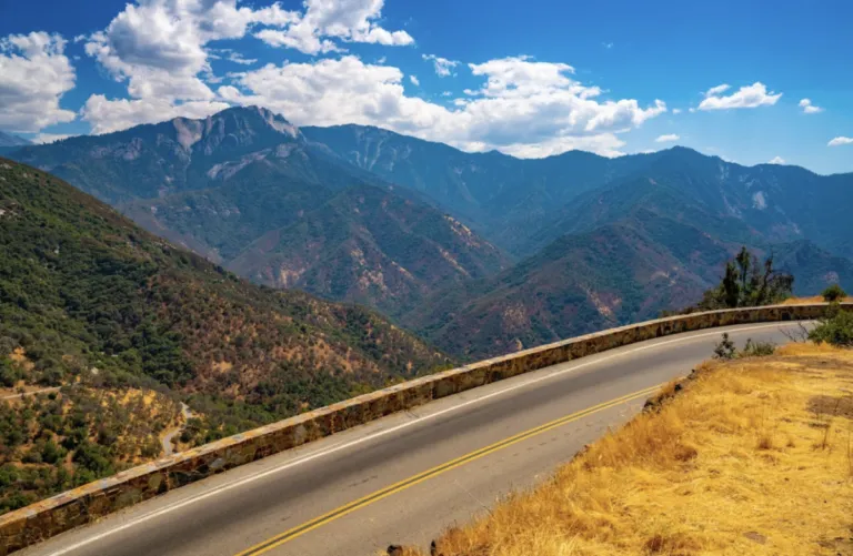 Las carreteras en México necesitan orden, dijo FeliFer Macías.