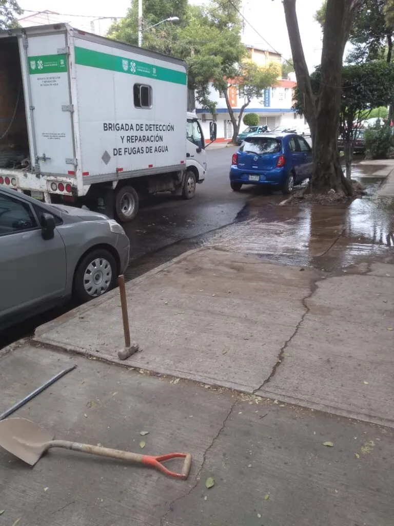 SACMEX atendió importante fuga de agua en la alcaldía Azcapotzalco