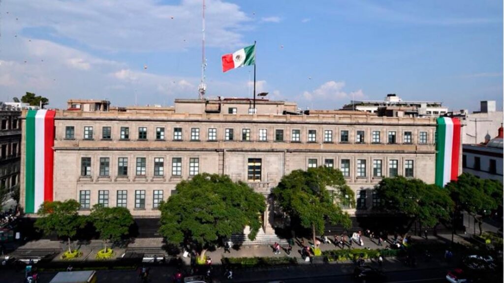Gobierno solicita a la SCJN informe sobre remuneraciones