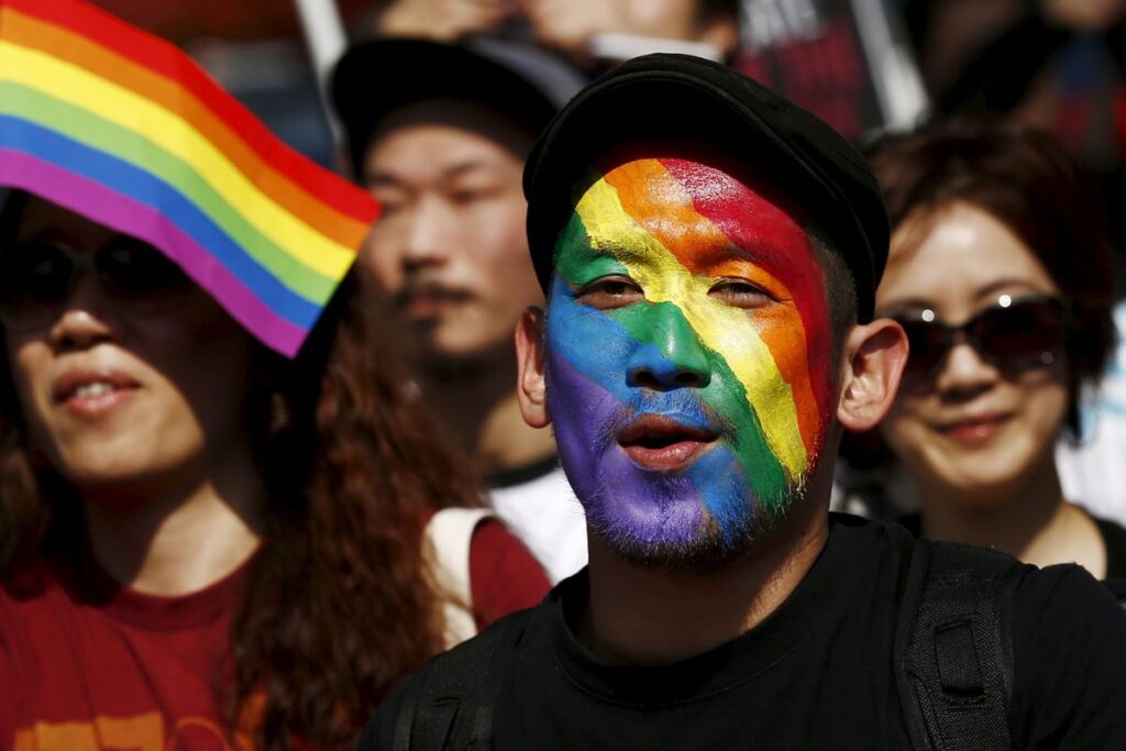 Personas bisexuales aún enfrentan violencias que las invisibilizan