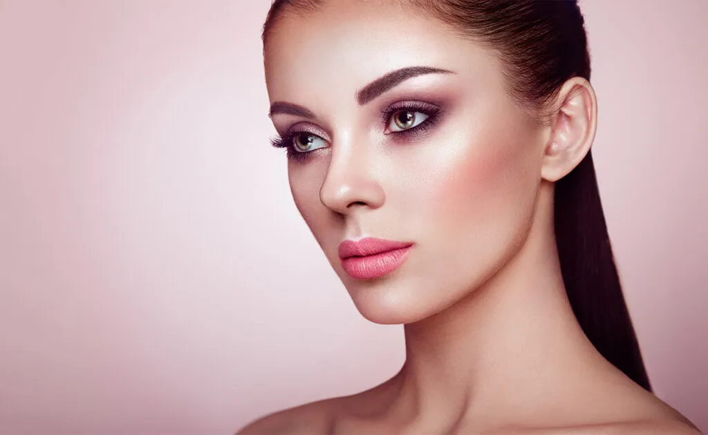 Daniela Madariaga Andorra: Pasos fundamentales para lograr un maquillaje de nivel profesional