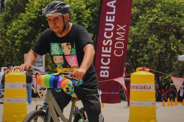 Llega a planteles escolares Biciescuela itinerante