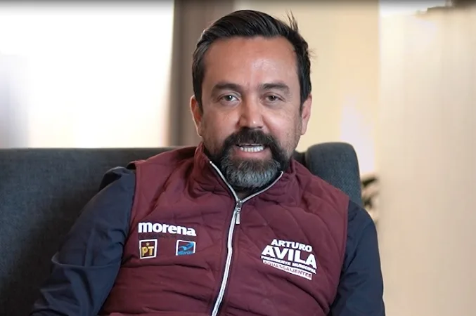 La internacionalista Ana Pat Arteaga Massieu denunció al diputado federal de Morena, Arturo Ávila Anaya, por presuntas amenazas de muerte.