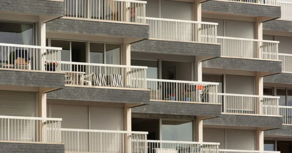 El especialista en construcción y vivienda, José Reynoso González, considera que el mercado ha mantenido dinamismo debido a dos factores.