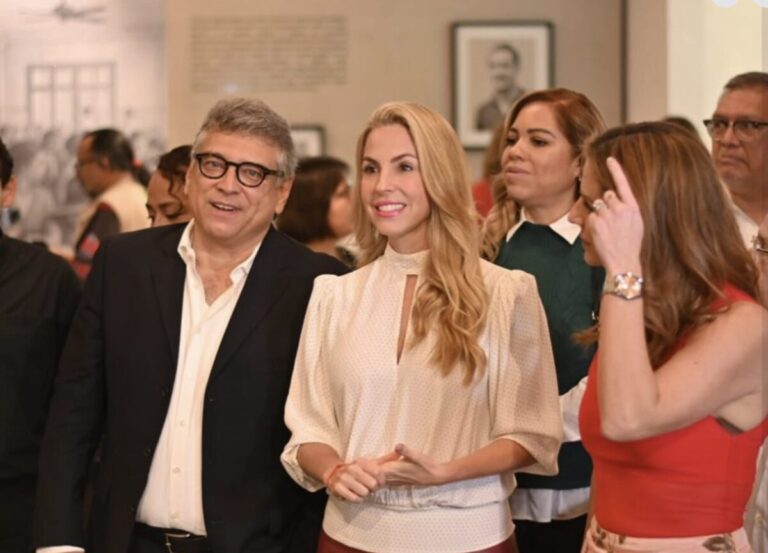 Paty Lobeira inaugura el renovado Museo de la Ciudad de Veracruz.