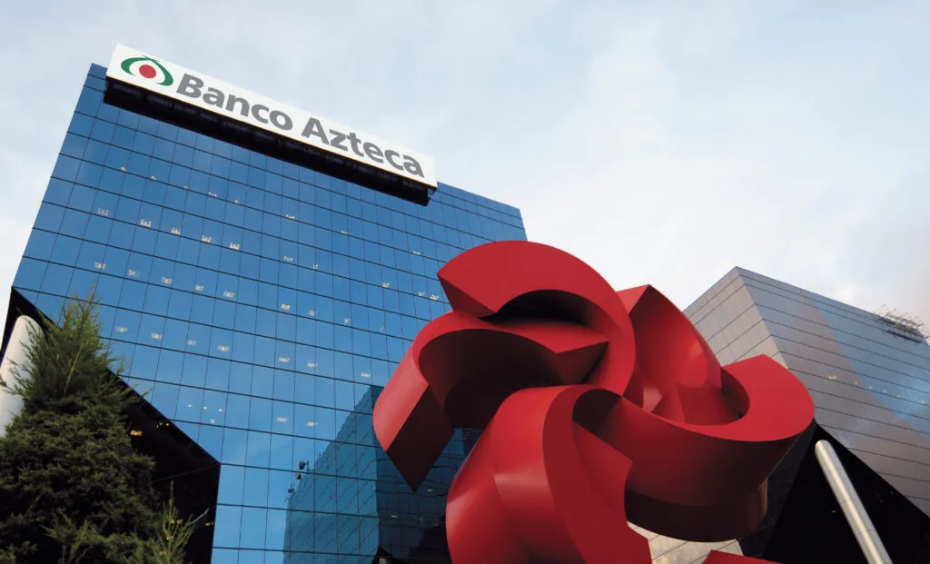 Banco Azteca y Elektra transfieren ayuda a Colombia con cero comisión